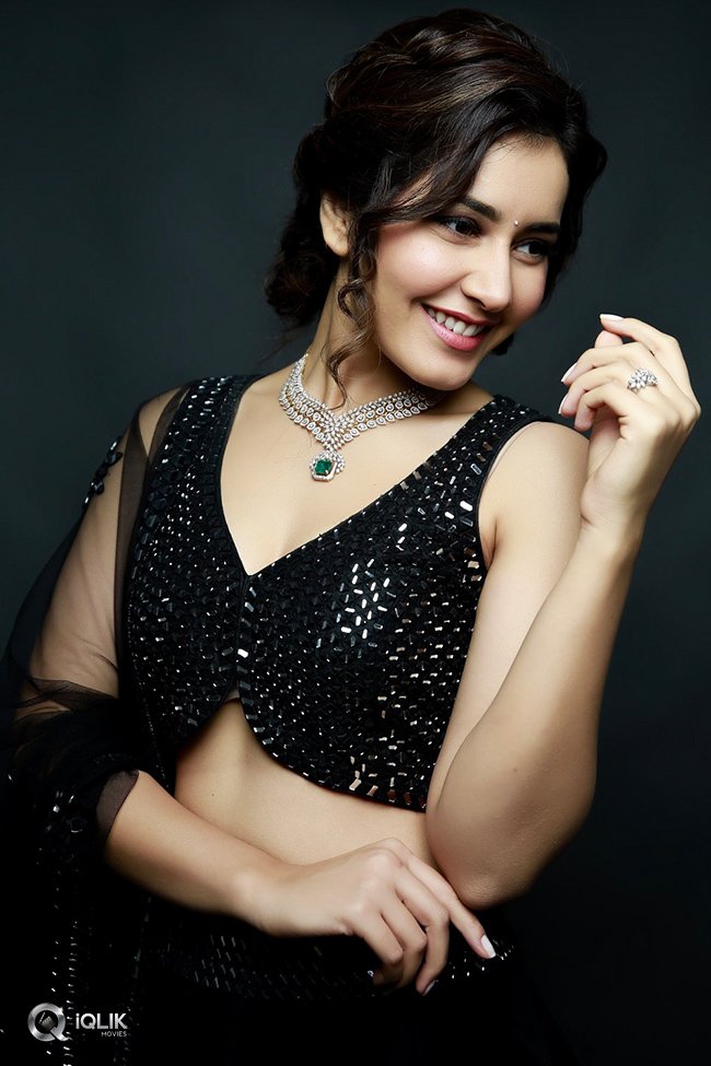 Raashi-Khanna